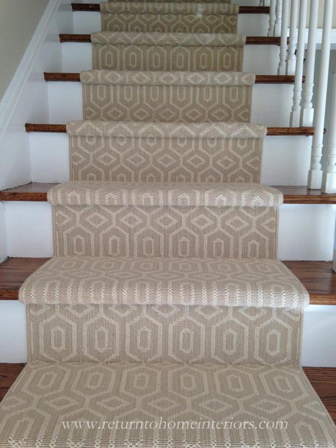 Featured image for How to Use Runners Effectively in Hallways and Stairs
