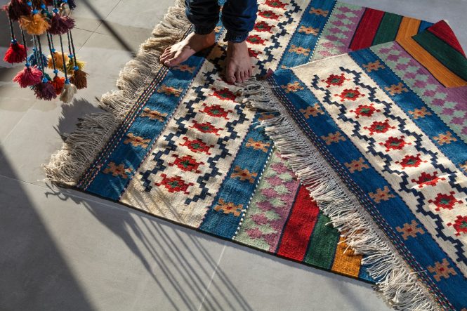 Featured image for Tips for Choosing Rugs That Complement Your Color Scheme