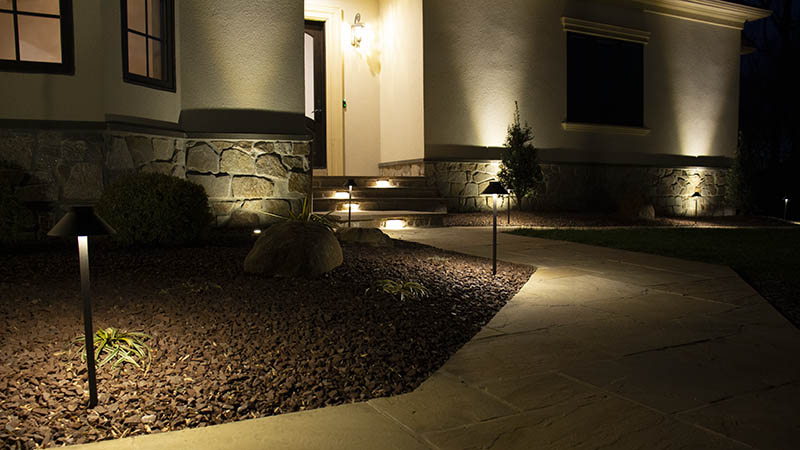 Content image for Tips for Selecting Outdoor Lighting That Enhances Curb Appeal