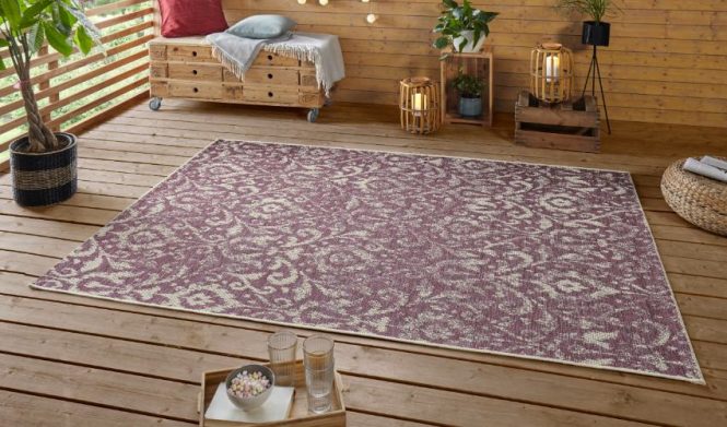 Featured image for Tips on Choosing Outdoor Rugs That Can Withstand the Elements