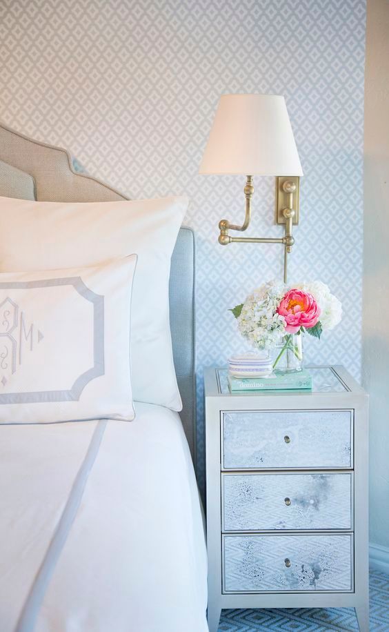 Content image for Tips for Choosing Wall Sconces That Enhance Your Decor